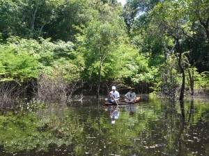 1- passeio de canoa a remo